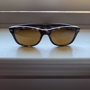 Ray-Ban New Wayfarer Sunglasses